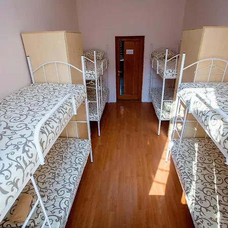 Comfort Hostel *