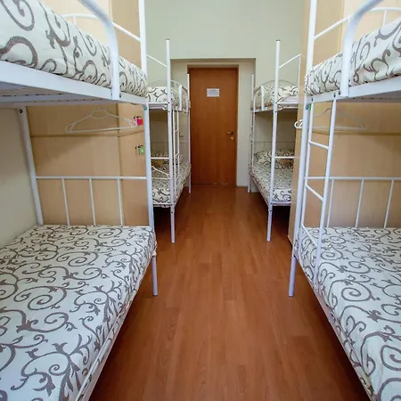 Comfort Hostel *