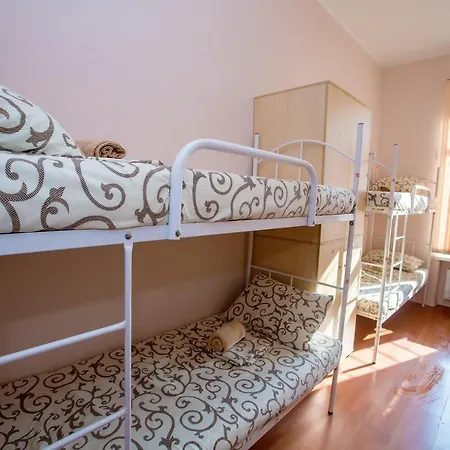 Comfort Hostel *